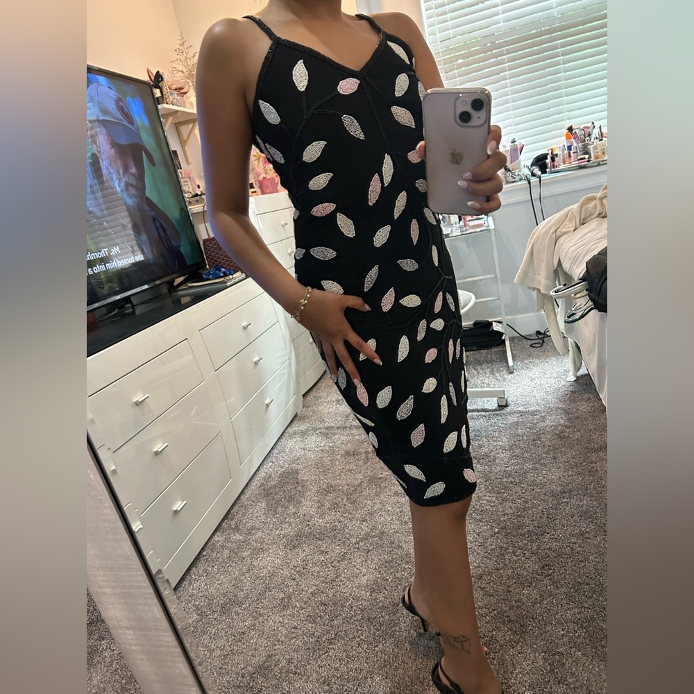 Chic Black Midi Dress with White Leaf Design